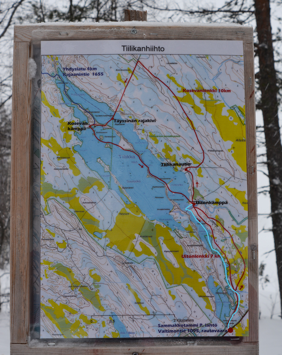 Tiilikanhiihto kartta eli Tiilikkajärven kansallispuiston talvikartta ja kartta talvella.